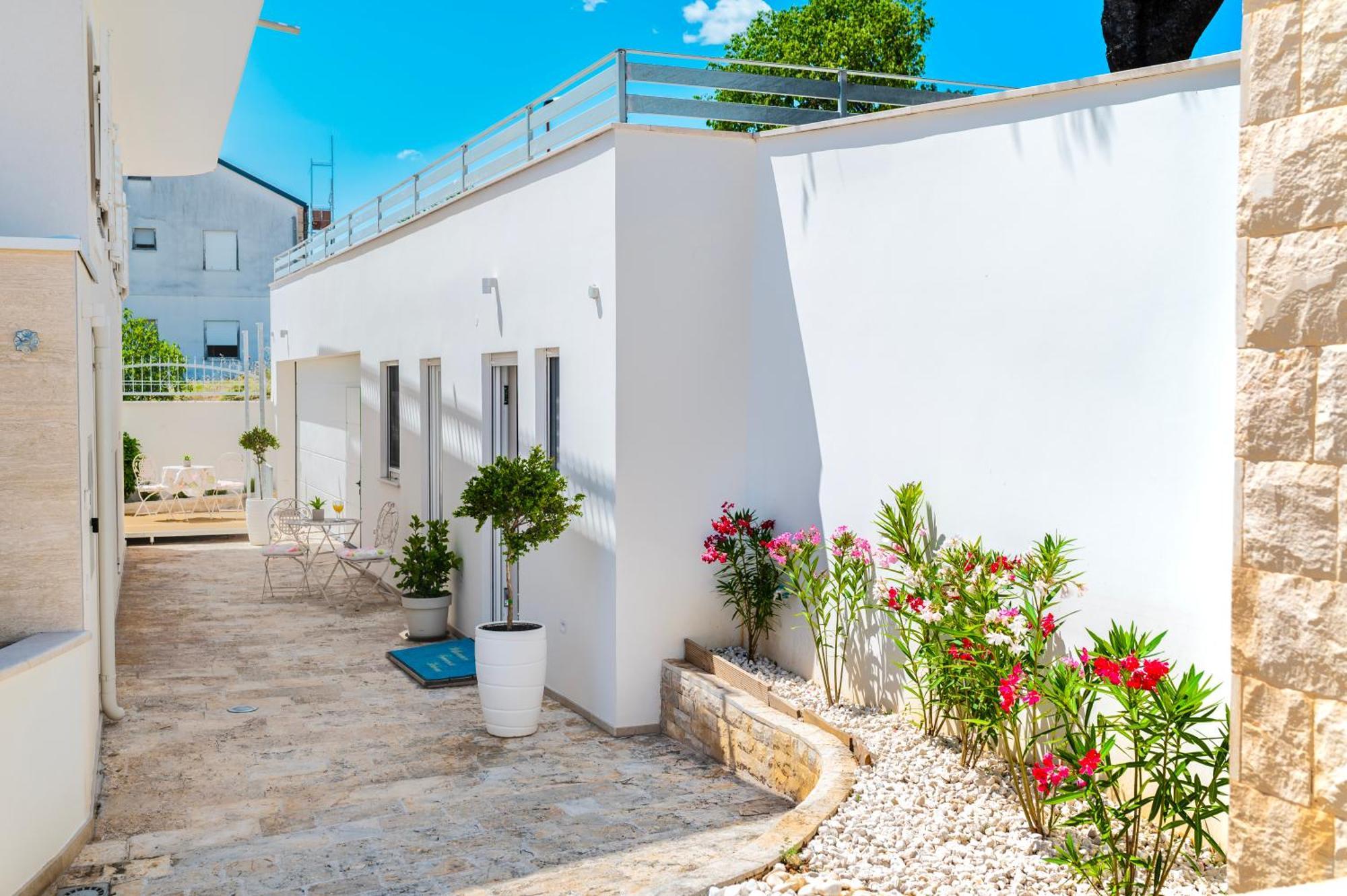 Apartment Apartment Bilice beach Bilice